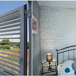 House Mellifera Guest house Razvode