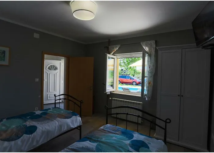 House Mellifera Guest house